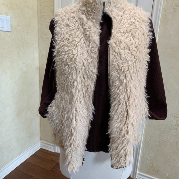 Super cute reversible vest, size S - Picture 4 of 8